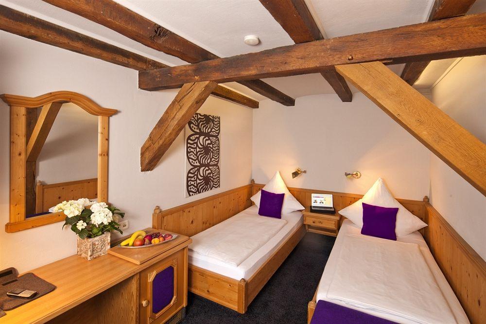 Malerwinkel Hotel Бергиш Гладбах Екстериор снимка
